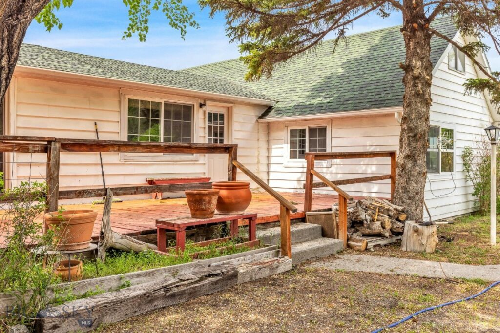 5 Old Clyde Park Road, Livingston MT 59047