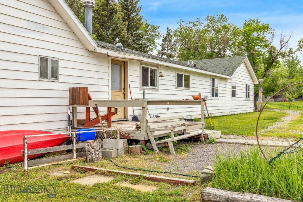 5 Old Clyde Park Road, Livingston MT 59047