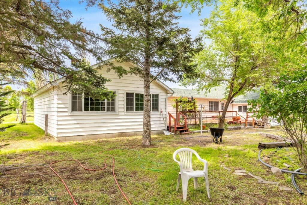5 Old Clyde Park Road, Livingston MT 59047
