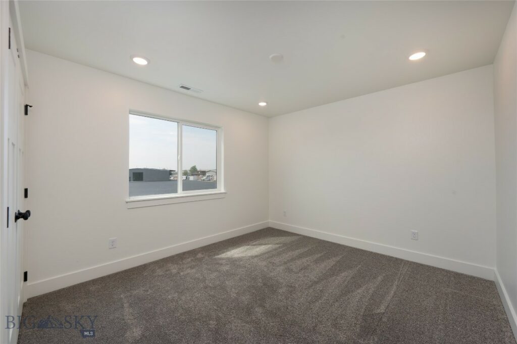 500 Lacey Lane, Belgrade MT 59714