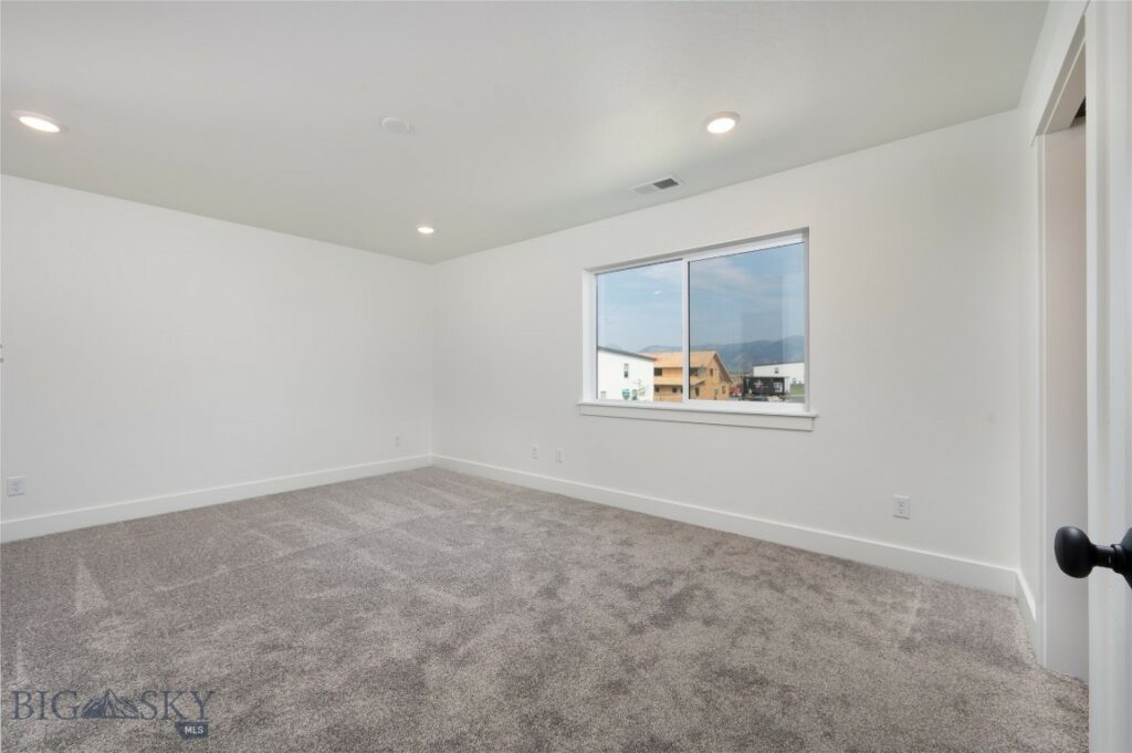 500 Lacey Lane, Belgrade MT 59714