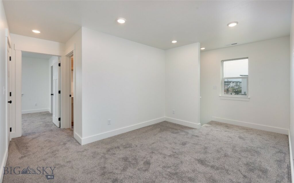 500 Lacey Lane, Belgrade MT 59714