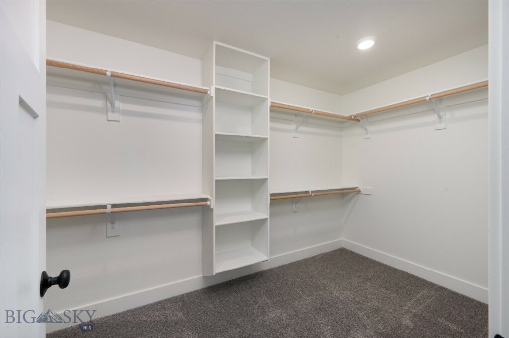 500 Lacey Lane, Belgrade MT 59714