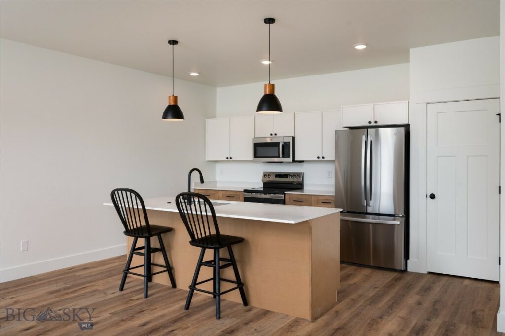 500 Lacey Lane, Belgrade MT 59714