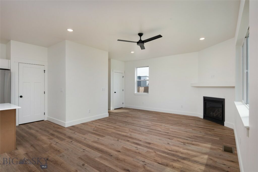 500 Lacey Lane, Belgrade MT 59714