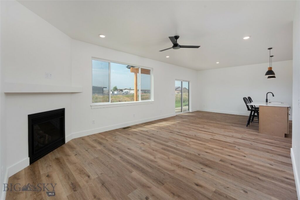 500 Lacey Lane, Belgrade MT 59714