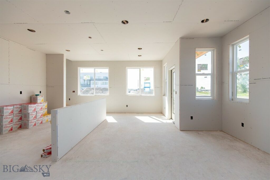 500 Spaniel Lane, Belgrade MT 59714