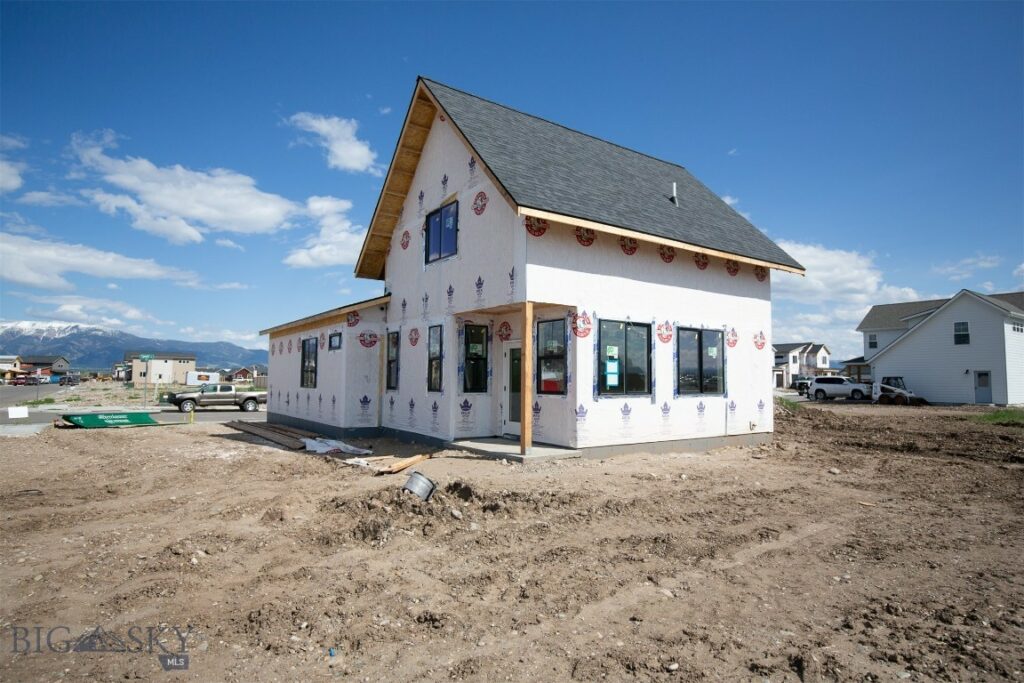 500 Spaniel Lane, Belgrade MT 59714