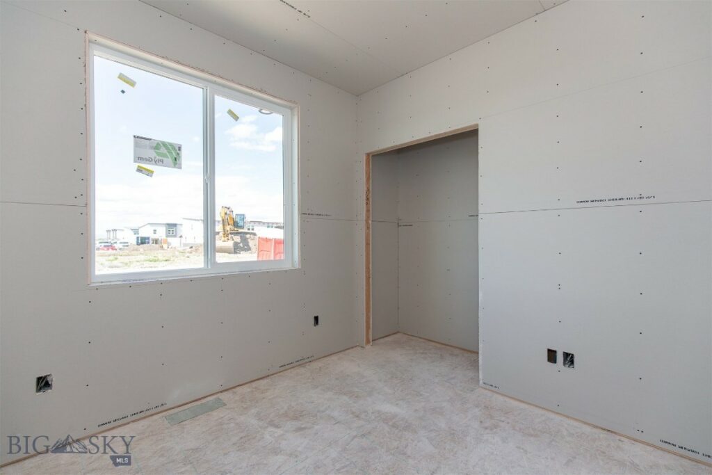 500 Spaniel Lane, Belgrade MT 59714