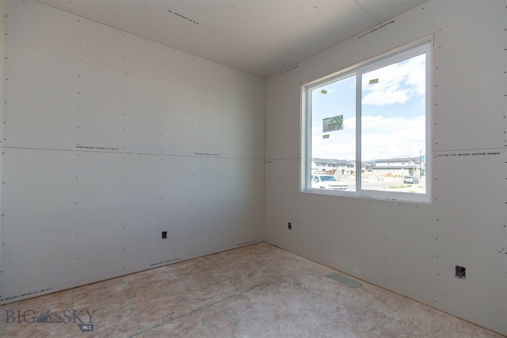 500 Spaniel Lane, Belgrade MT 59714