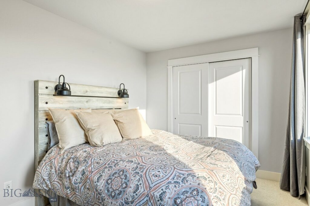 501 White Horse Loop, Bozeman MT 59718