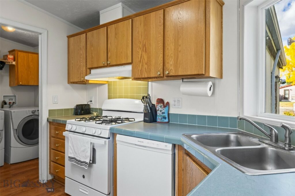 502 Green Belt Drive, Belgrade MT 59714