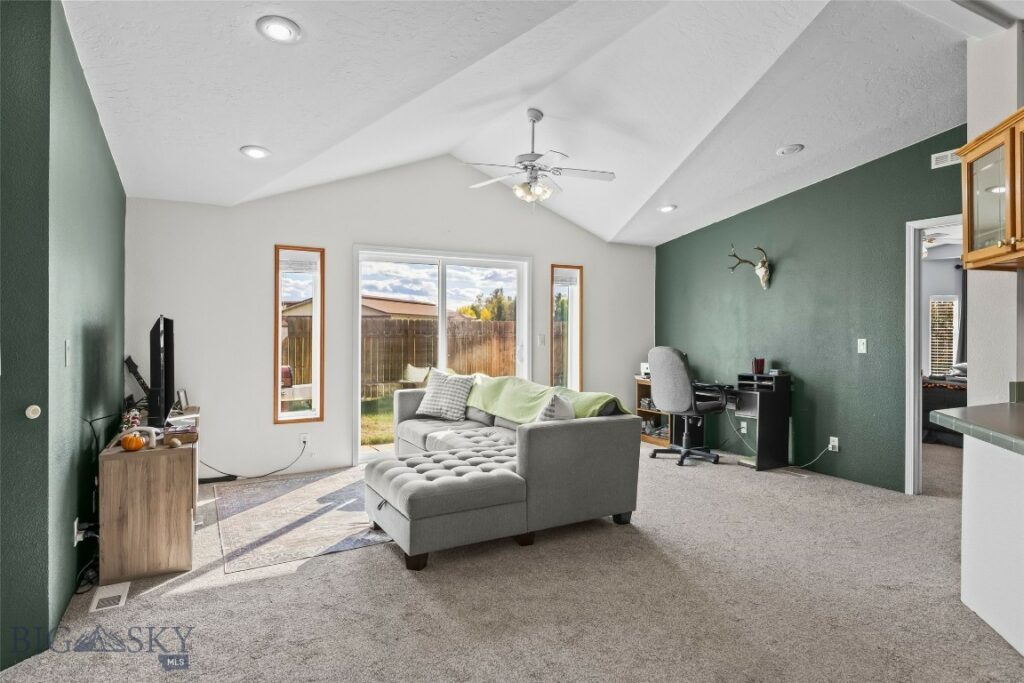 502 Green Belt Drive, Belgrade MT 59714