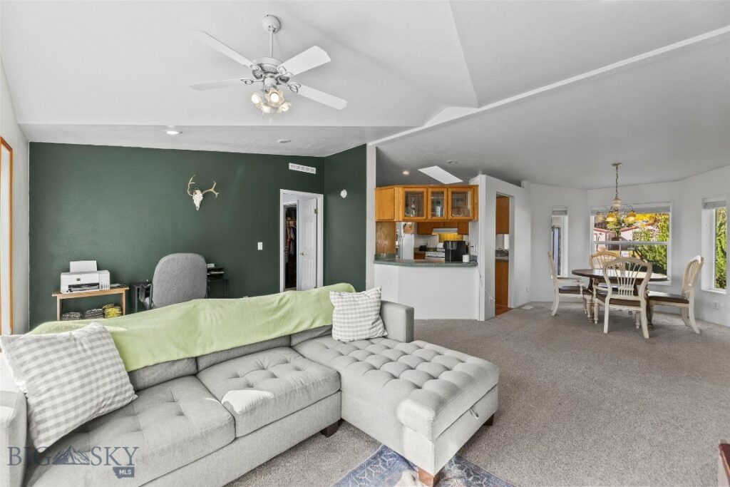 502 Green Belt Drive, Belgrade MT 59714