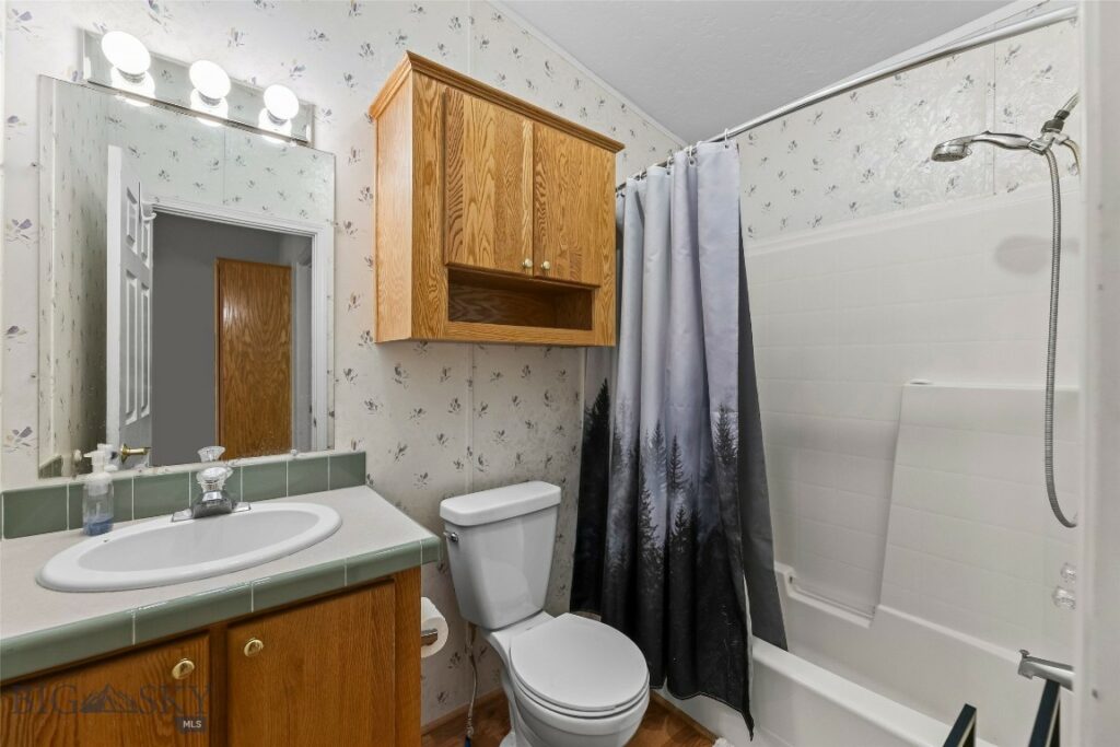 502 Green Belt Drive, Belgrade MT 59714