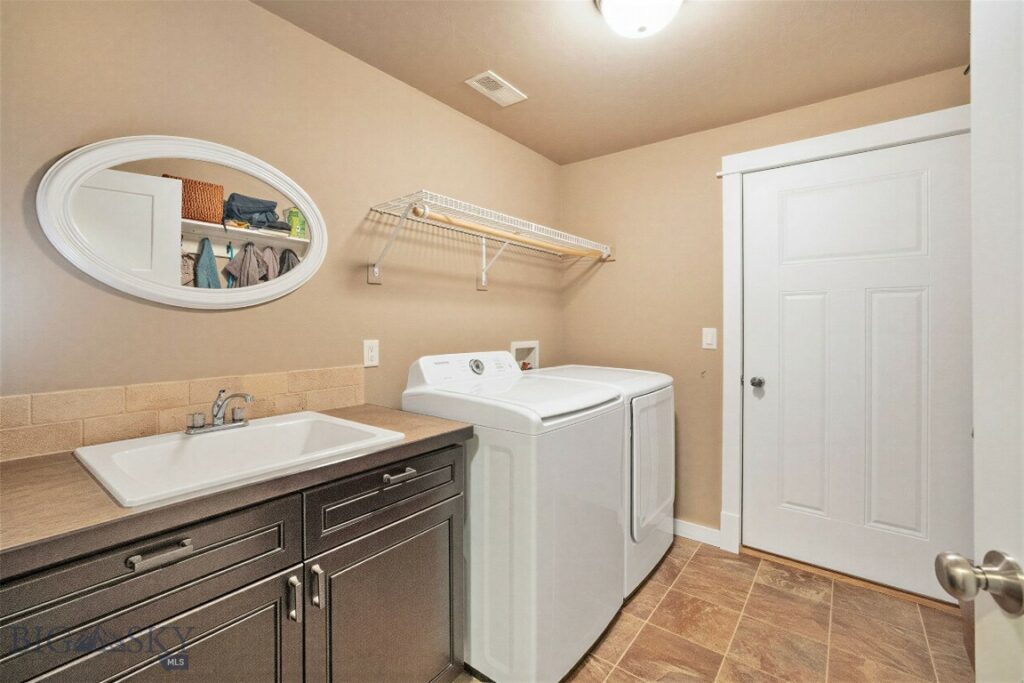 5025 Dragon Fly Street, Bozeman MT 59718