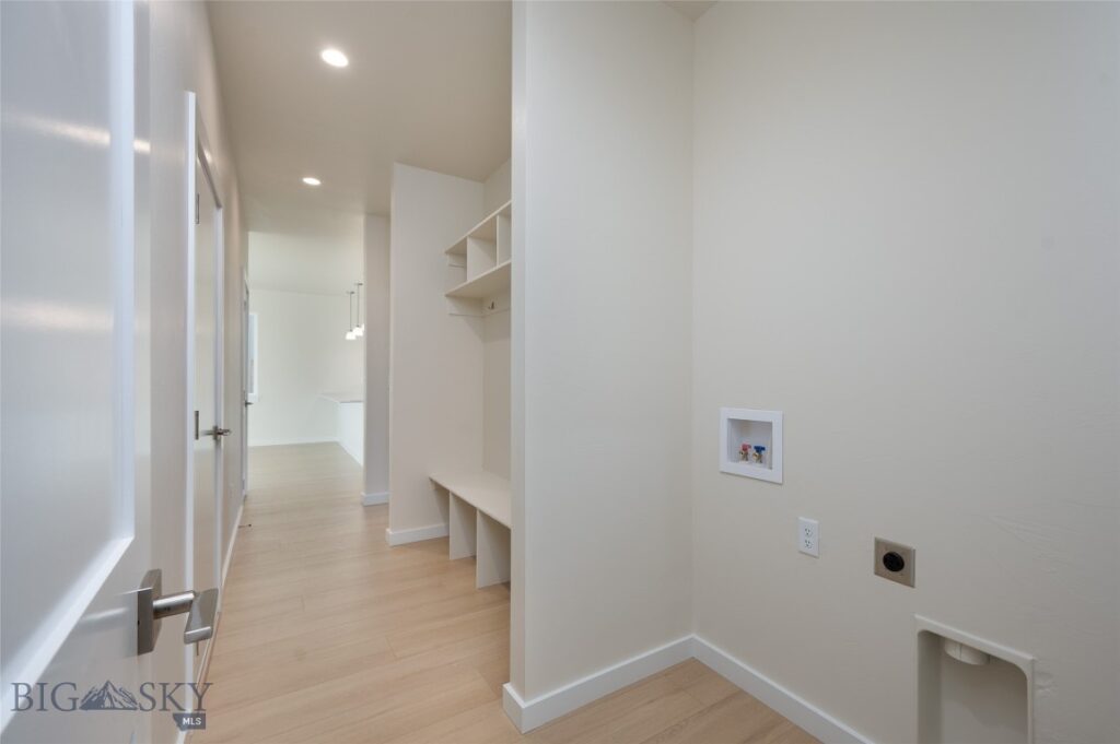 503 Companion Way, Belgrade MT 59714