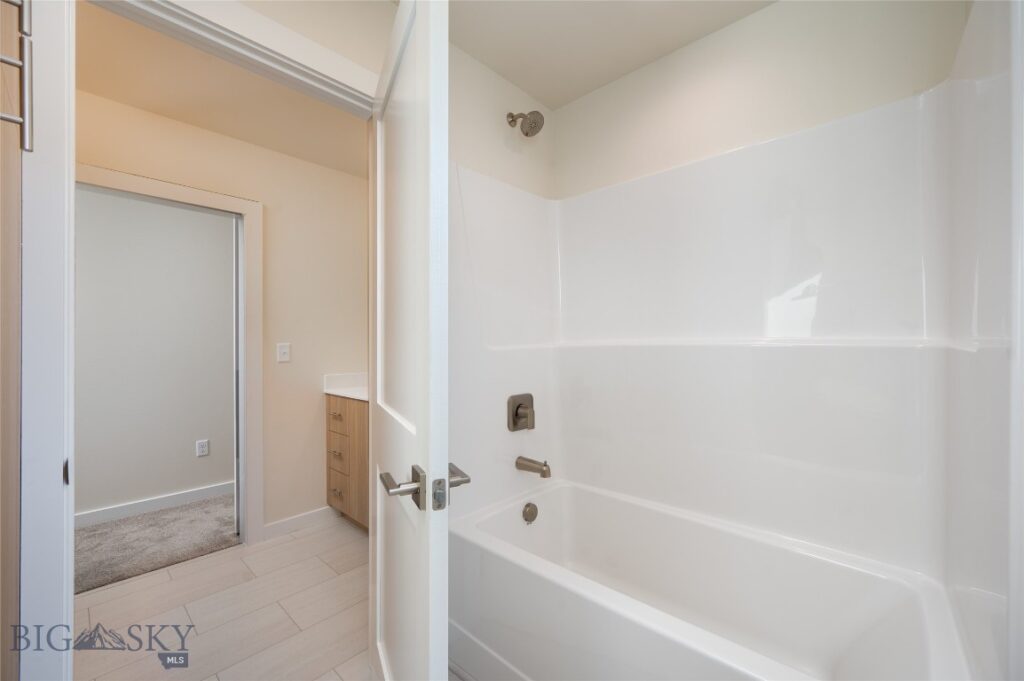 503 Companion Way, Belgrade MT 59714