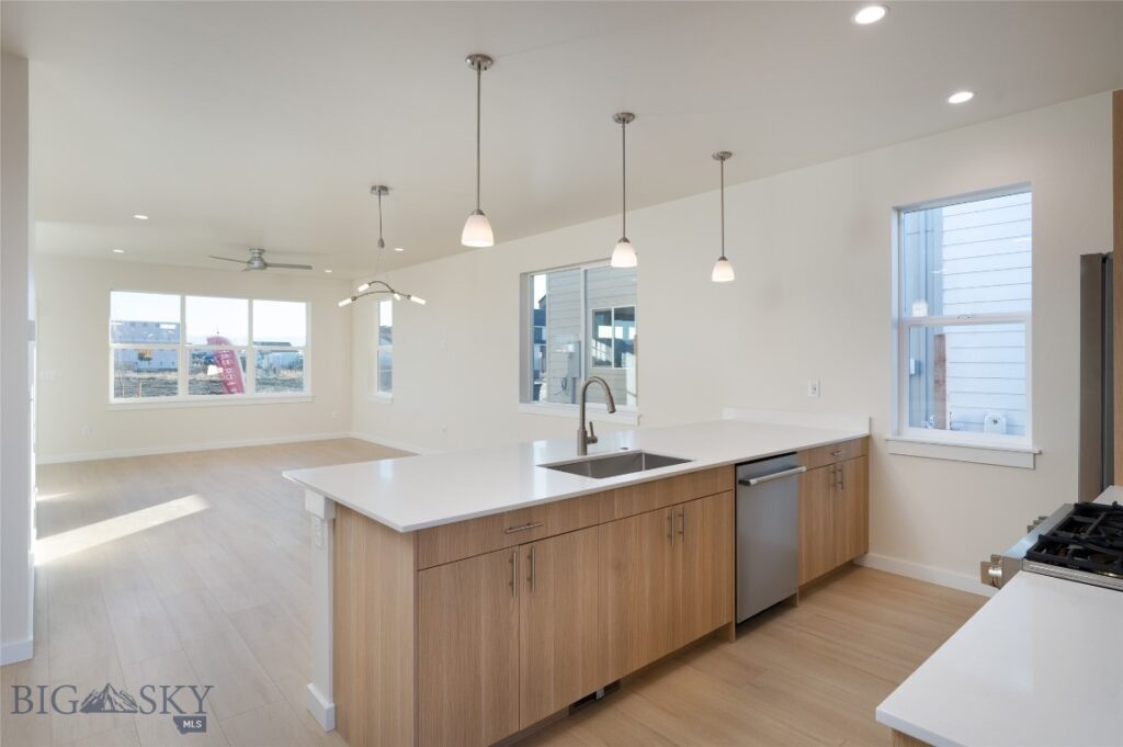 503 Companion Way, Belgrade MT 59714