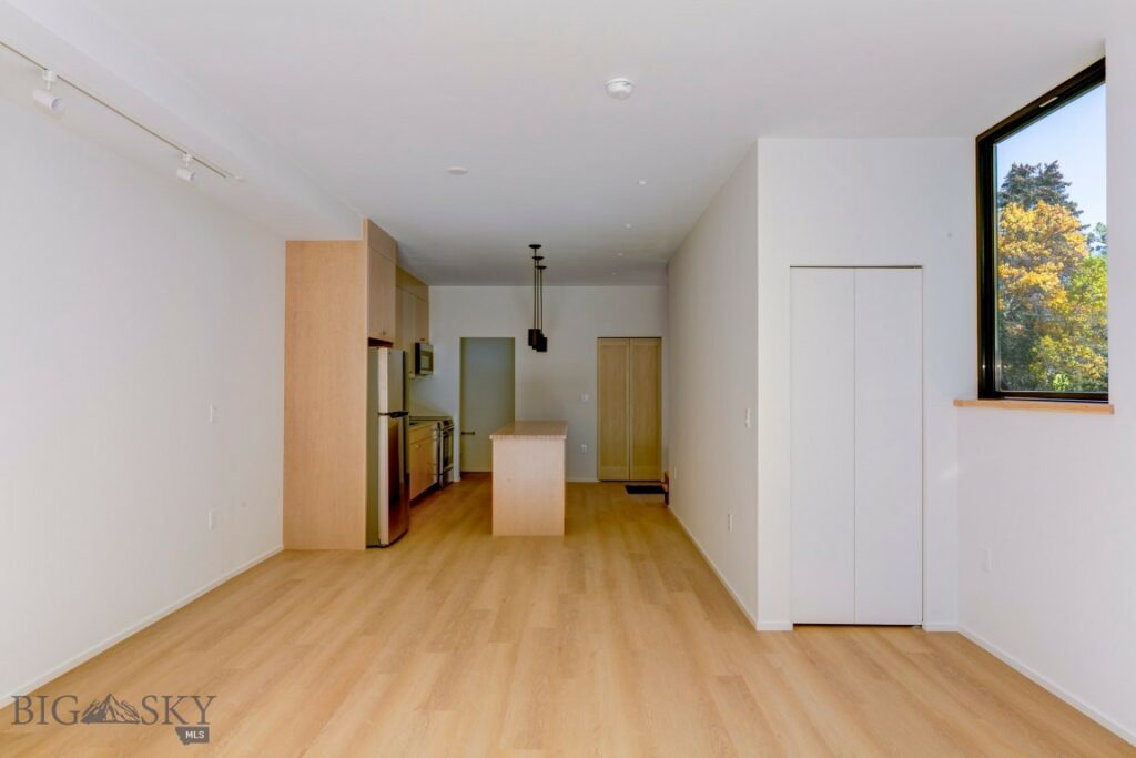 504 S H Street, Livingston MT 59047