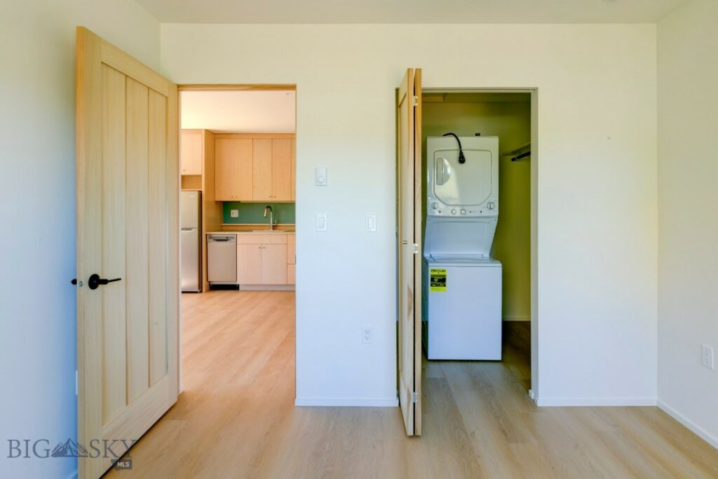 504 S H Street, Livingston MT 59047