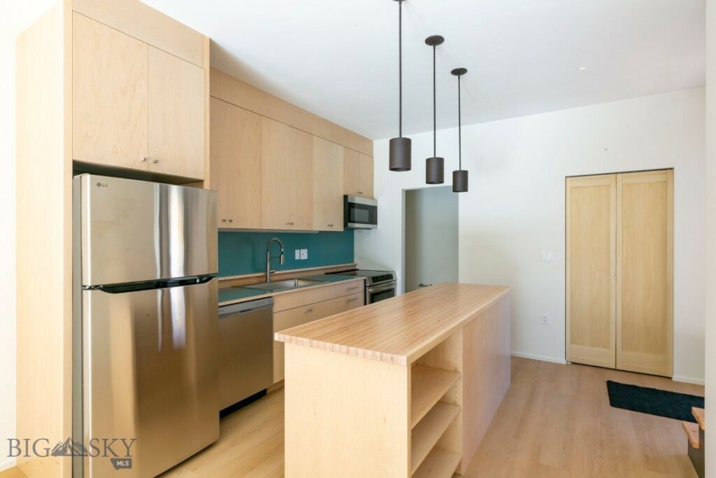 504 S H Street, Livingston MT 59047