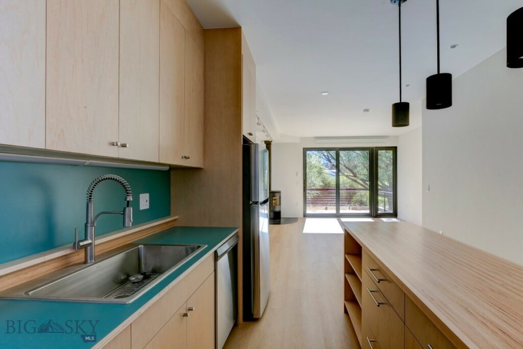 504 S H Street, Livingston MT 59047