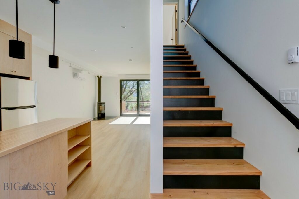 504 S H Street, Livingston MT 59047