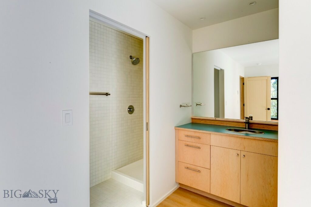 504 S H Street, Livingston MT 59047