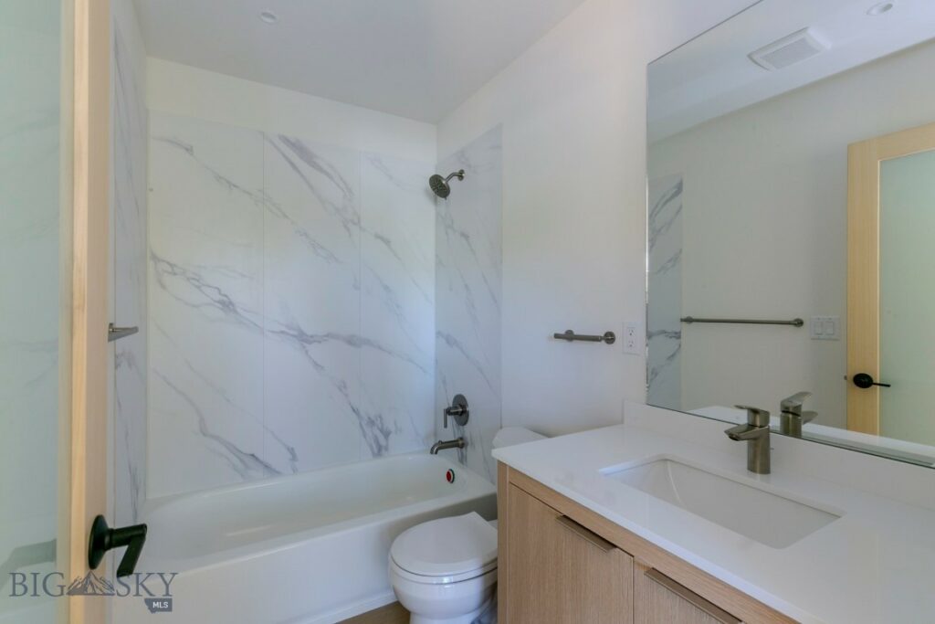 504 S H Street, Livingston MT 59047