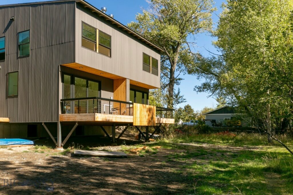 504 S H Street, Livingston MT 59047