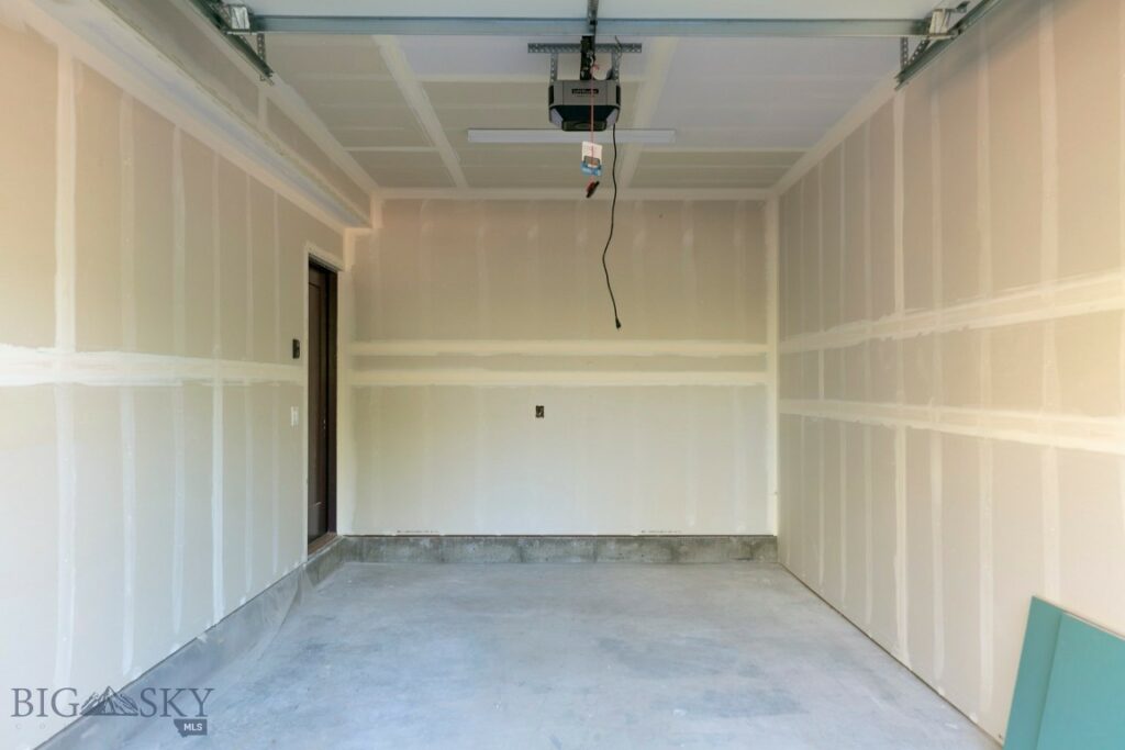 504 S H Street, Livingston MT 59047