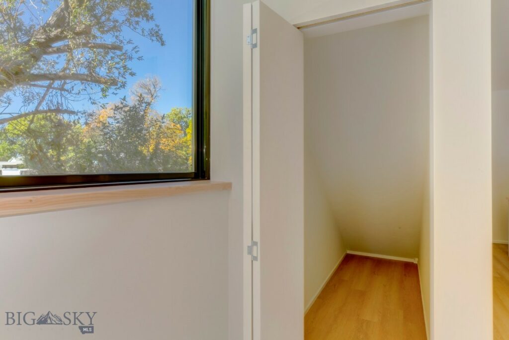 504 S H Street, Livingston MT 59047