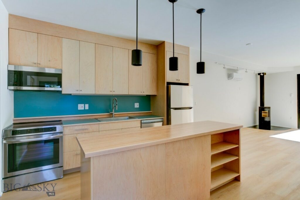 504 S H Street, Livingston MT 59047