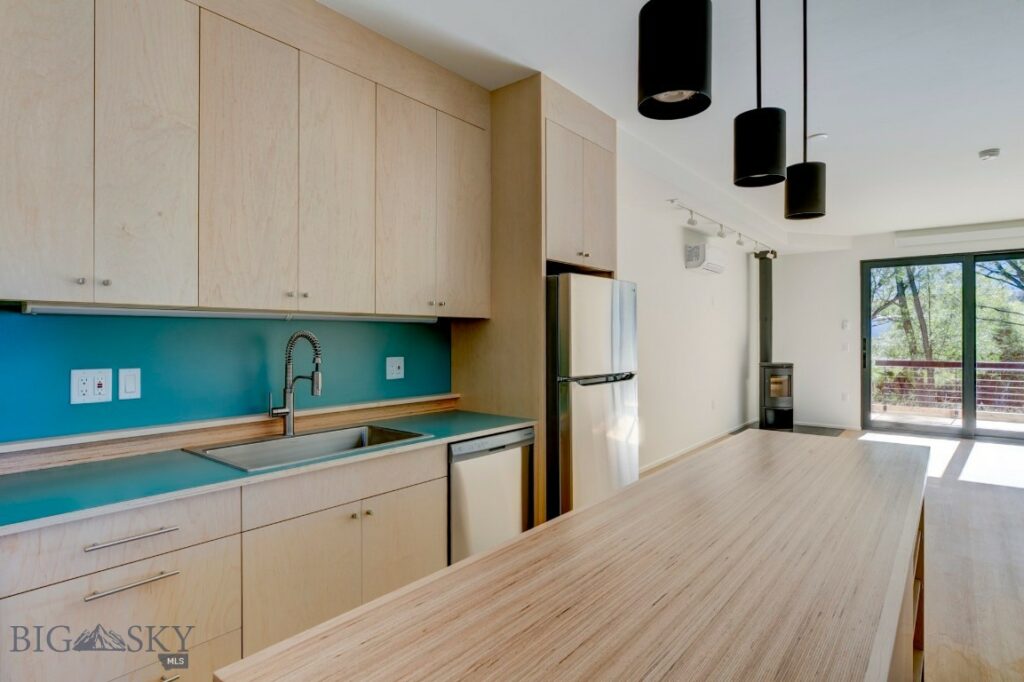 504 S H Street, Livingston MT 59047