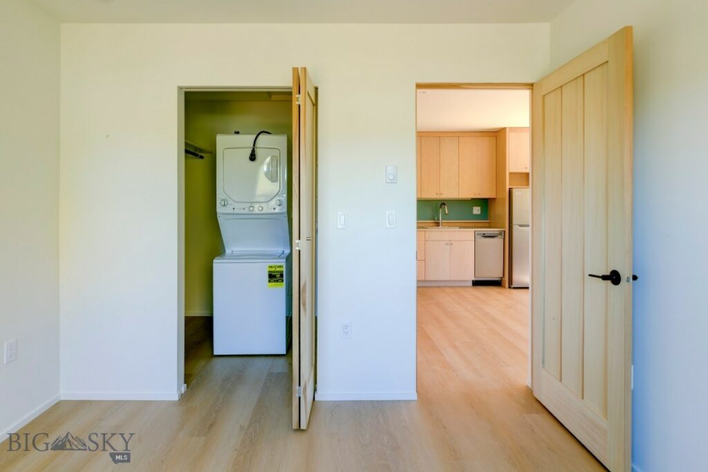 504 S H Street, Livingston MT 59047