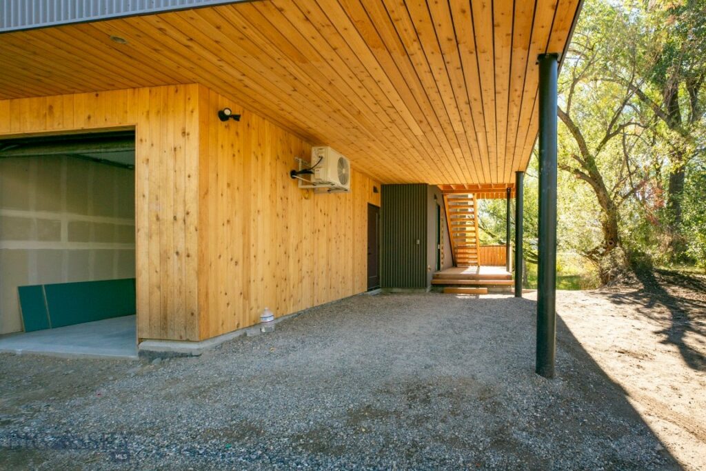 504 S H Street, Livingston MT 59047