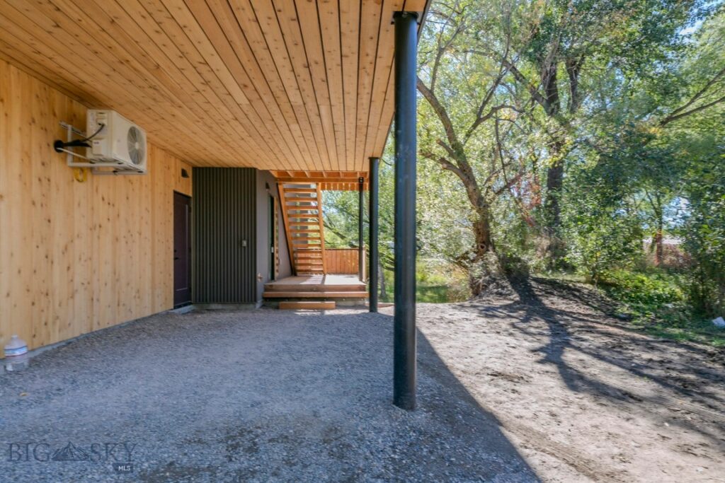 504 S H Street, Livingston MT 59047