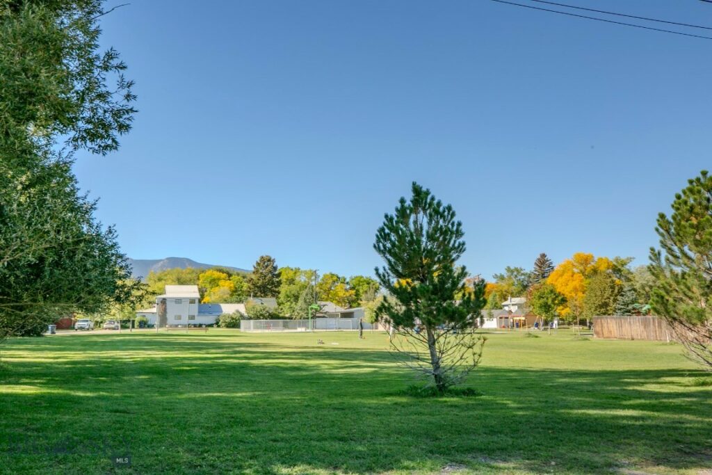 504 S H Street, Livingston MT 59047