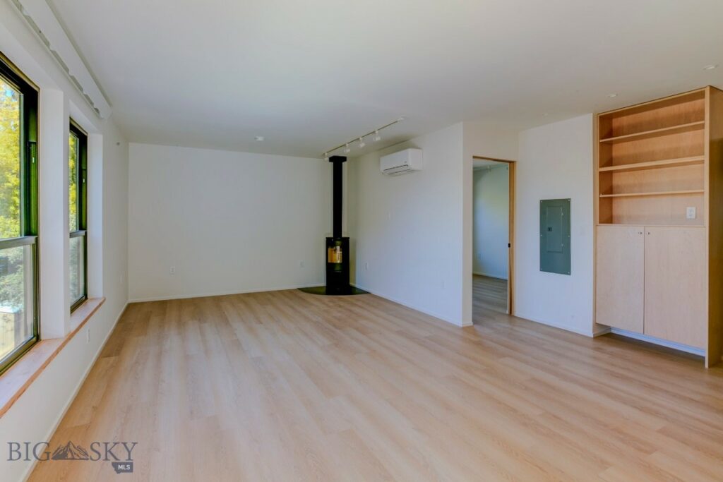 504 S H Street, Livingston MT 59047