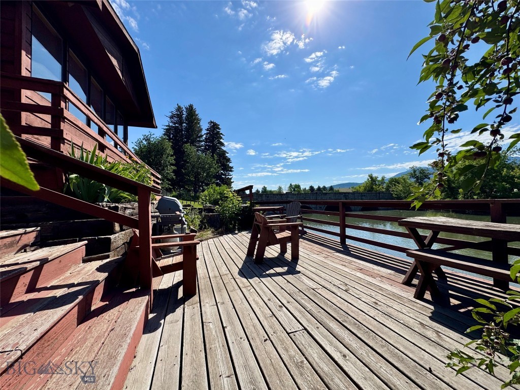 504 S Yellowstone St, Livingston MT 59047
