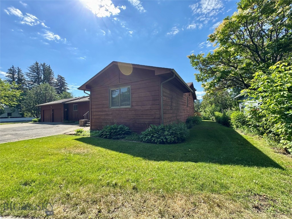 504 S Yellowstone St, Livingston MT 59047