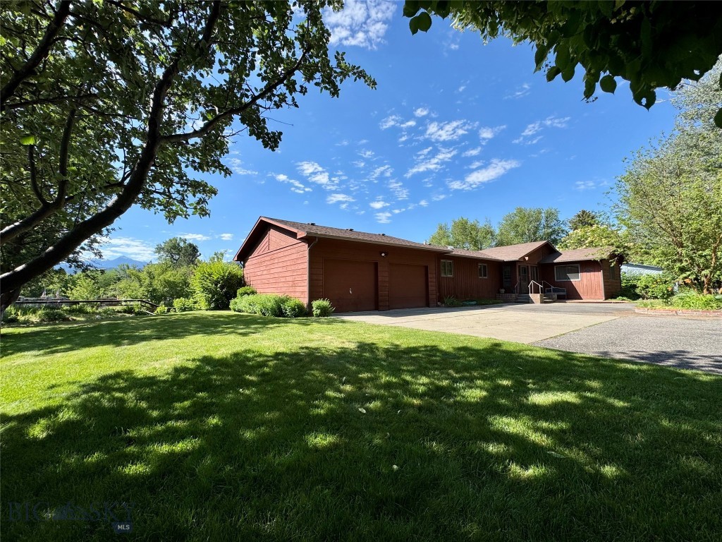 504 S Yellowstone St, Livingston MT 59047