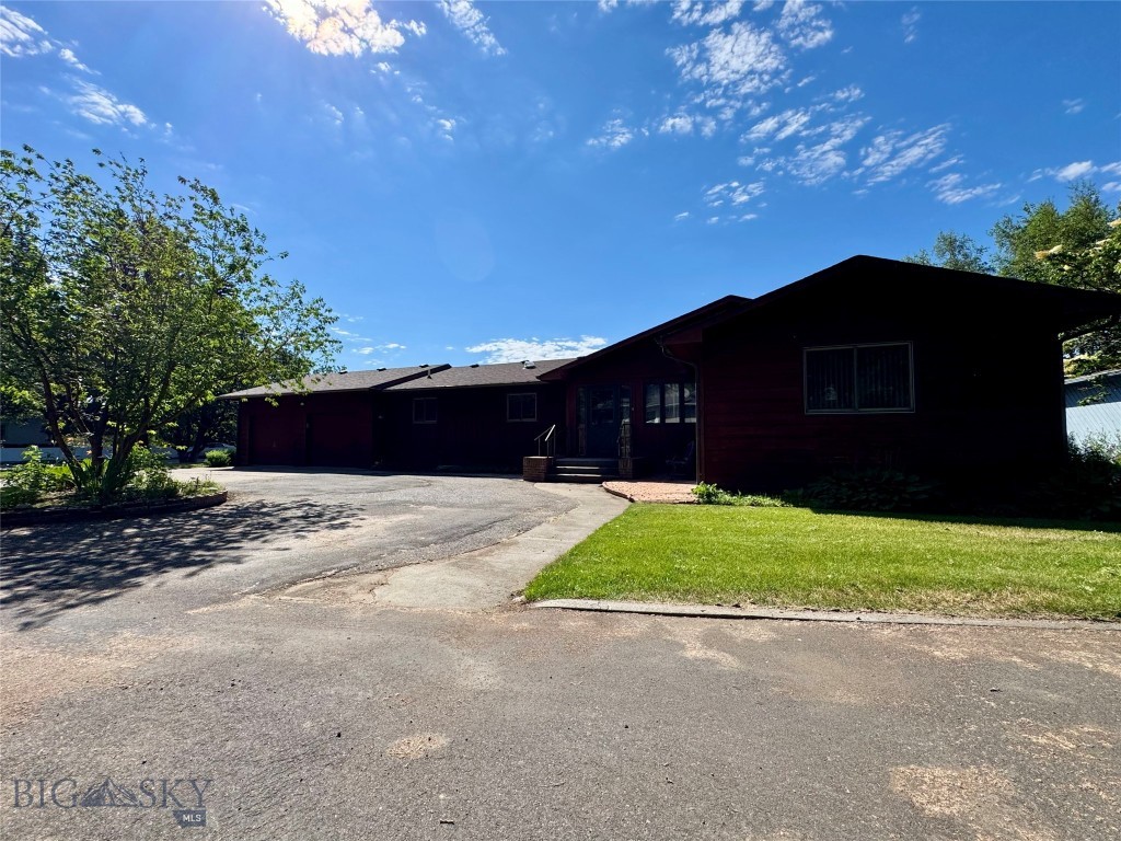 504 S Yellowstone St, Livingston MT 59047