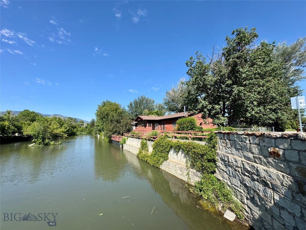 504 S Yellowstone St, Livingston MT 59047