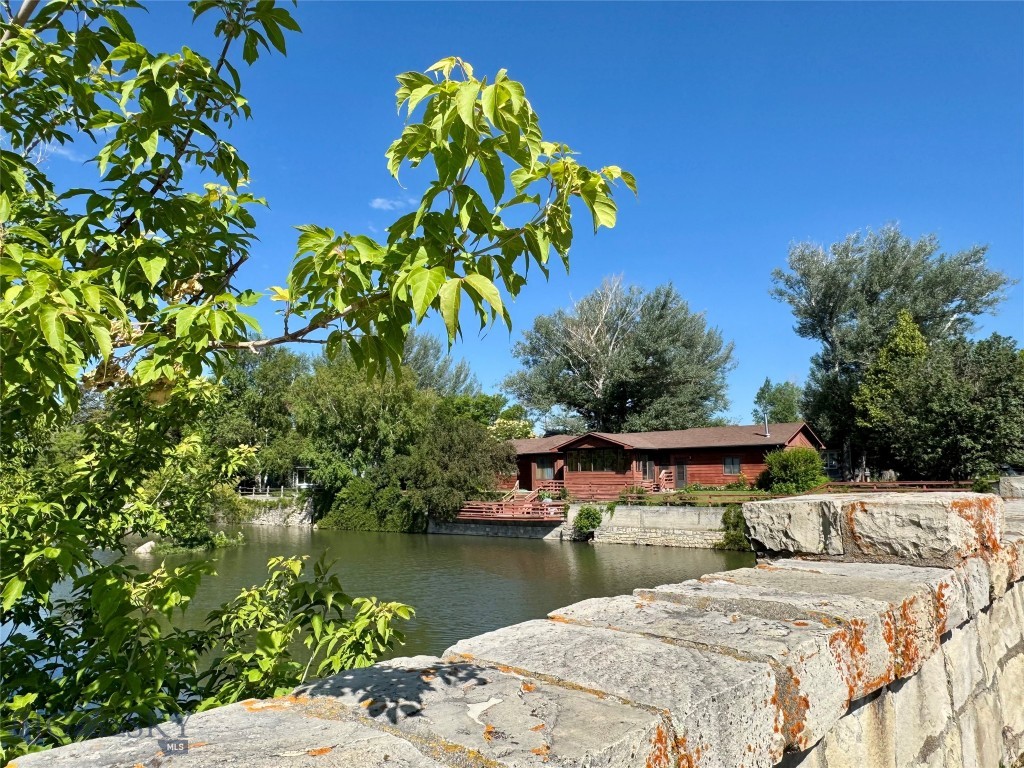 504 S Yellowstone St, Livingston MT 59047