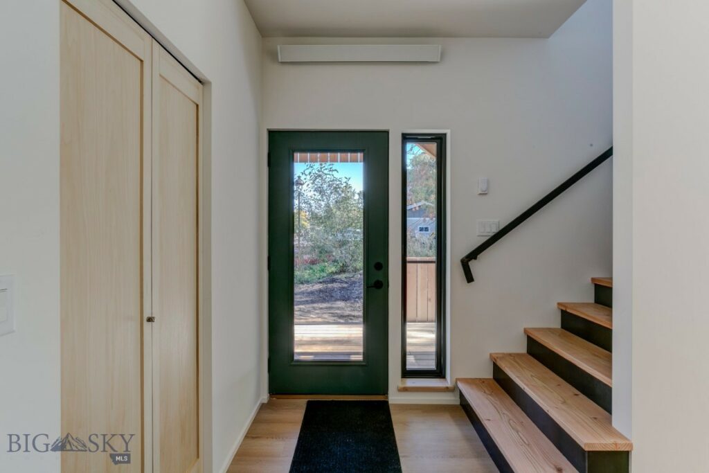 504 S H Street, Livingston MT 59047