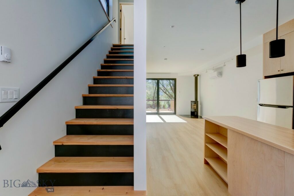 504 S H Street, Livingston MT 59047