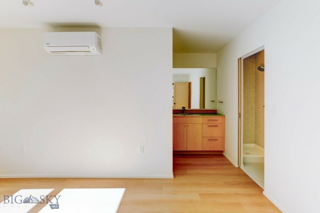 504 S H Street, Livingston MT 59047