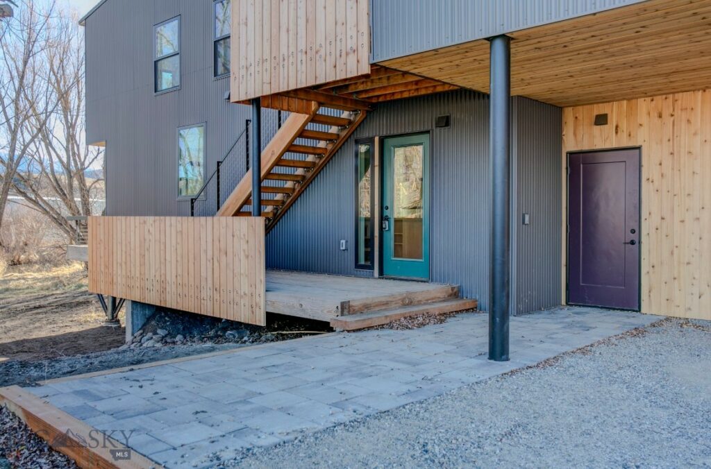 504 S H Street, Livingston MT 59047